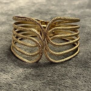 Elegant Gold Cuff Bracelet